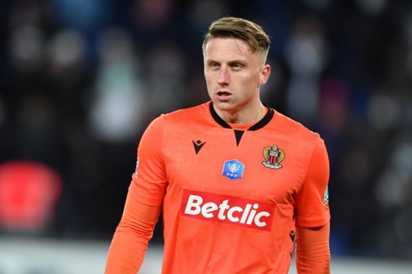 Reporter: AC Milan & Villa intends to introduce goalkeeper Burka, Nice asks for at least 12 million euros