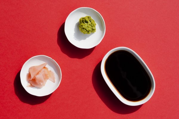 When eating raw fish slices, can wow sammi be mixed with soy sauce? Experts solve problems