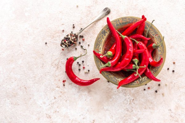 Exception among breastfeeding animals! Why do people love using chili or black pepper as spices?