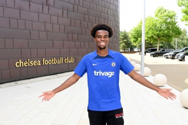 Reporter: Juventus introduced Chuk Umeka to contact Chelsea, and the Blues demanded permanent sale