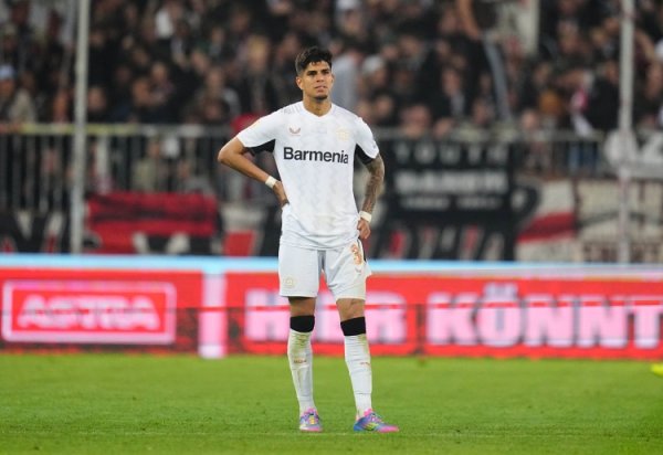 Romano: Arsenal will continue to negotiate with Leverkusen, hoping to rent first and then buy Incapier