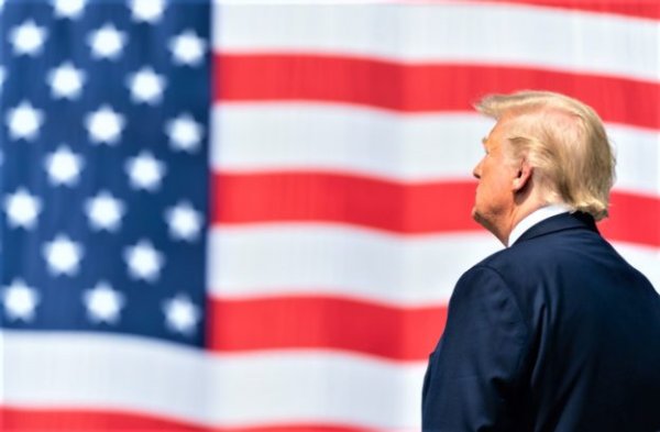 Trump s report on chips and drugs taxes will be higher than 25%, as business profit margins are greater