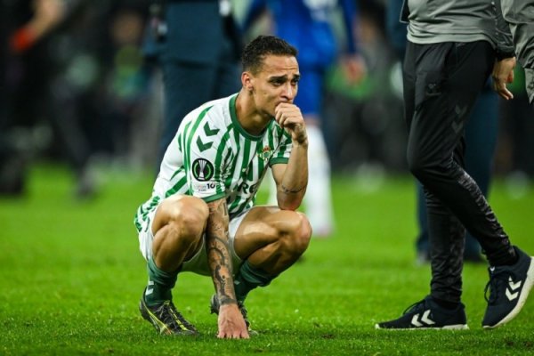 Anthony: The off-court factor has greatly affected my performance. I almost signed with Liverpool before going to Manchester United.