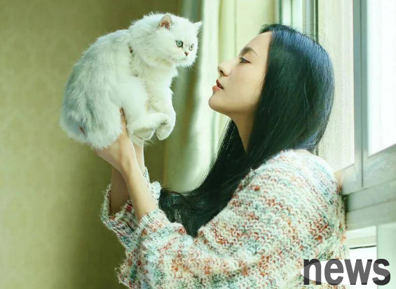 A woman was infected with a new virus after being bitten by a cat, with a mortality rate of 30%. Doctor: Don t panic